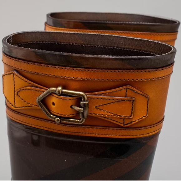 Burberry Tynedale Check Rain Boots Size 37 Retail $395 EUC - Picture 5 of 14